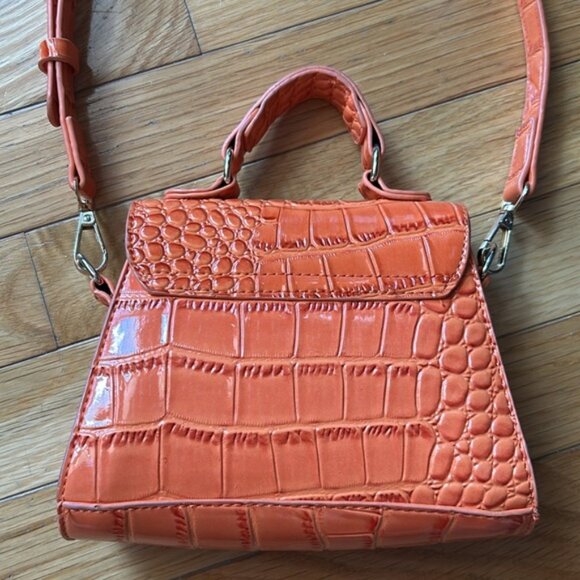 SHEIN Mini Orange Crocodile Crossbody Purse - Picture 4 of 10